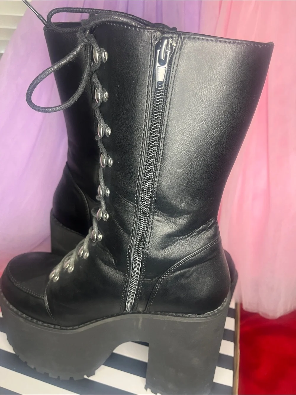 YRU Black Lace-Up Platform Boots for Women